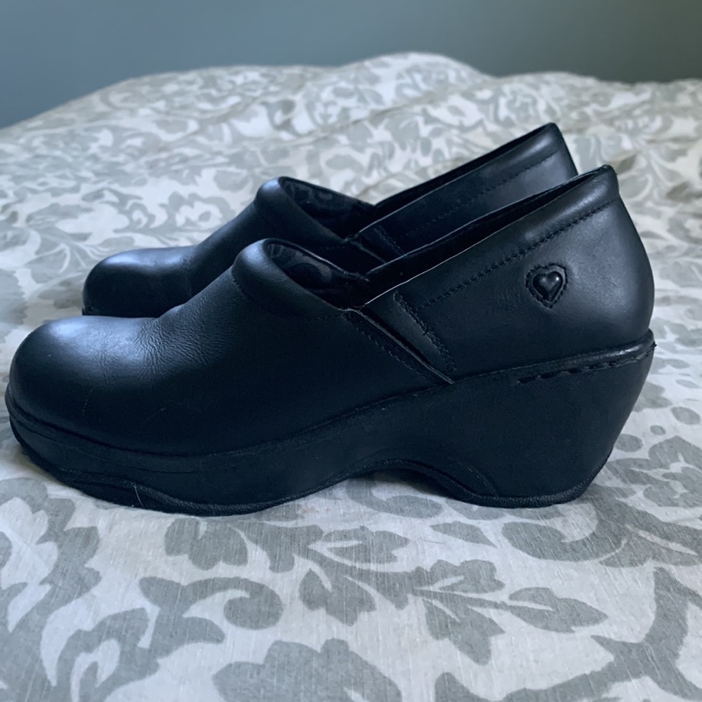 Nurse Mates Clogs,     black leather blogs size 8